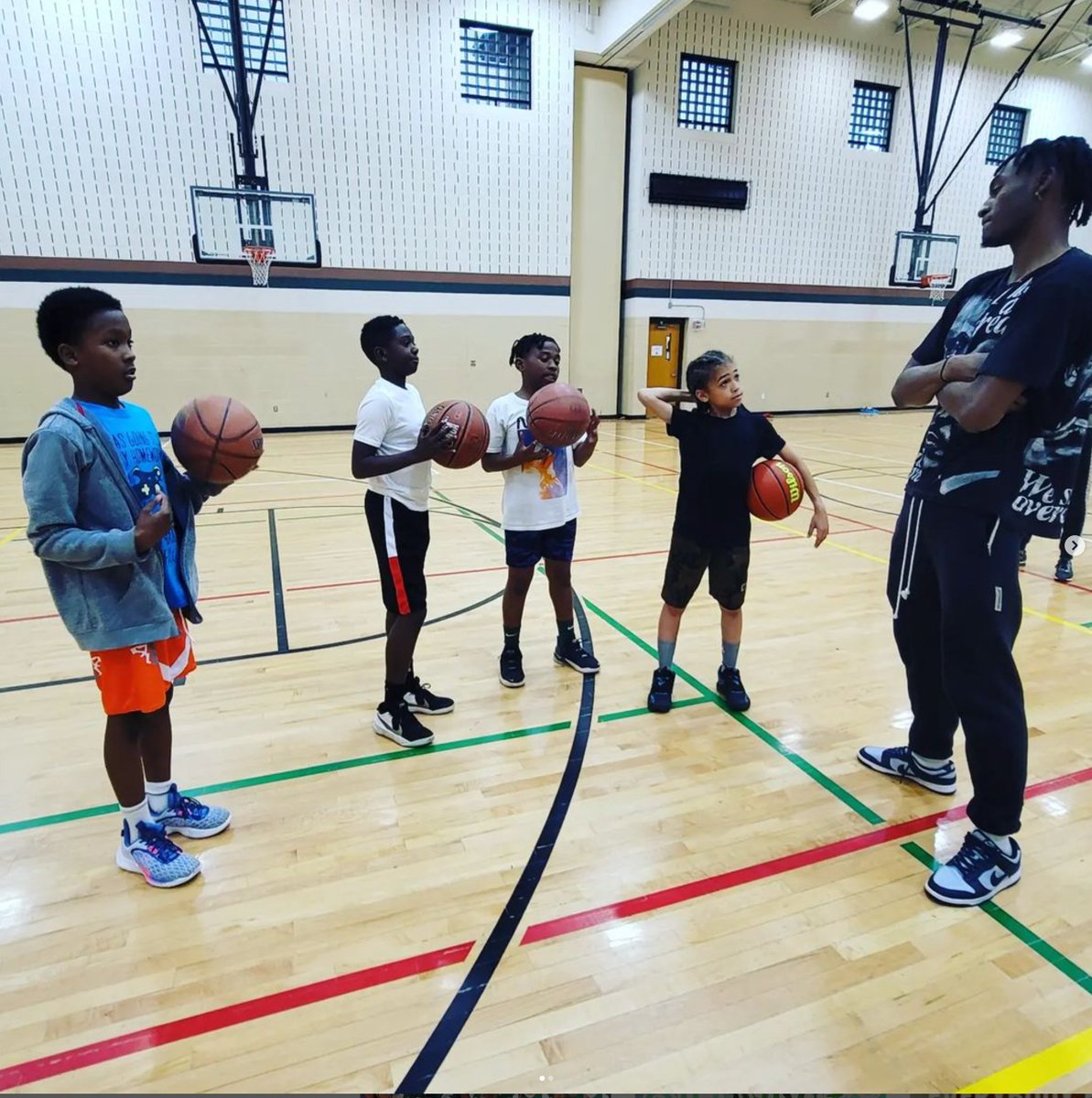 NBA_NewYork's tweet photo. Immanuel Quickley dropping knowledge @_MDSpartans https://t.co/b1H7HGSqp6