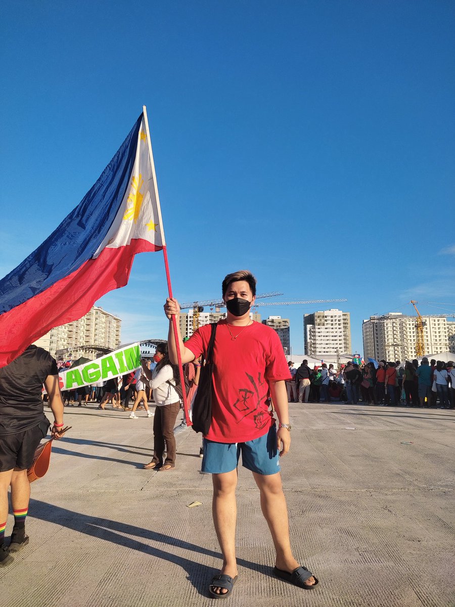 glendylcute's tweet photo. Bongbong Marcos Sara Duterte πβ₯οΈ
Sa inyo ang boto ko, para sa ikauunlad ng bansang Pilipinas π΅π @bongbongmarc @indaysara
#MarcosDuterte2022 #UniTeamBBMSARA #MarcosAgain https://t.co/x4MBObJX3I