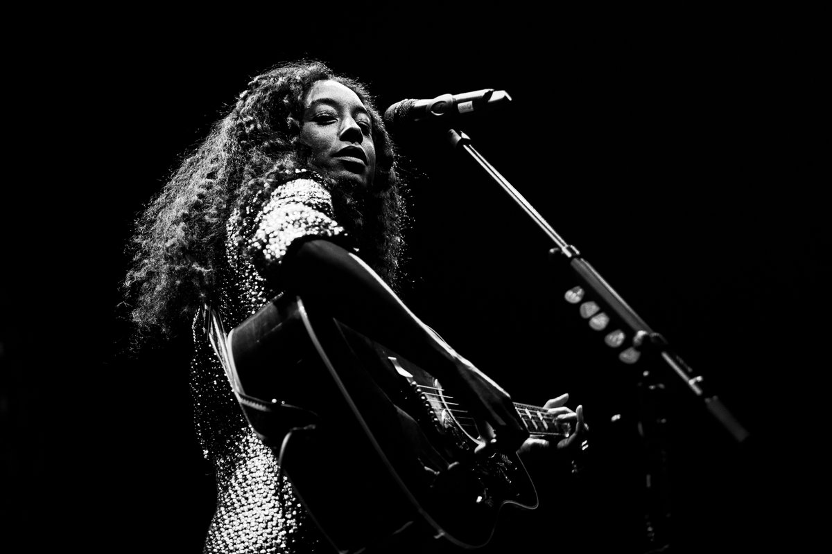 snapagig1's tweet photo. Wow Wow Wow !!!! @CorinneBRae Welcome Home - Tonight in Leeds #Breathless #CorinneBaileyRae #Leeds #snapagig https://t.co/ydiRra0OpU
