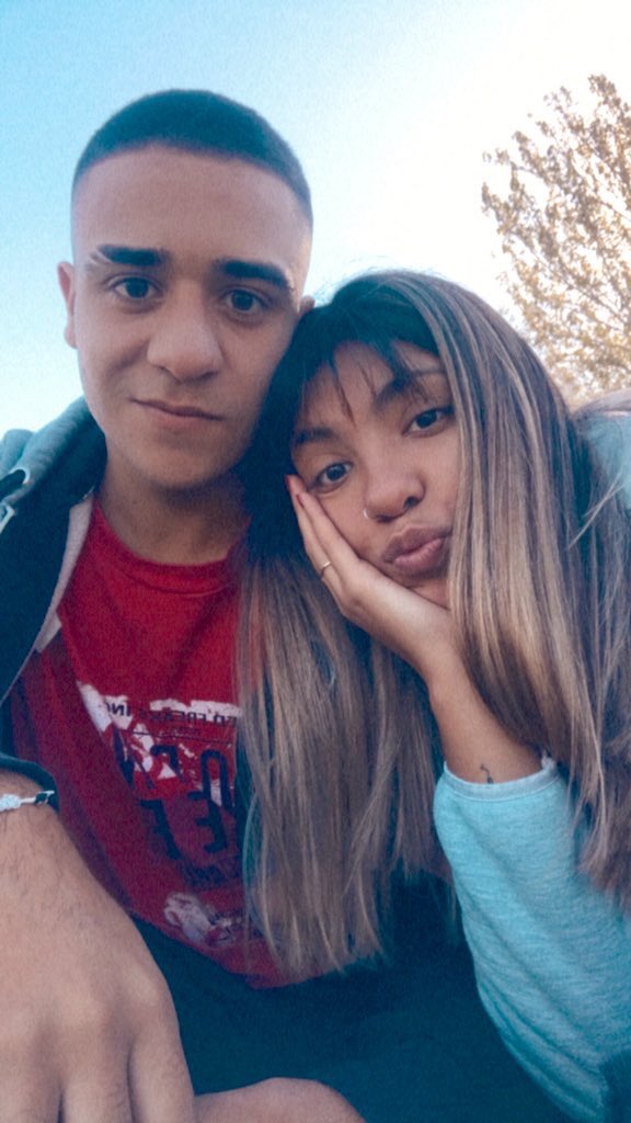 candeferreira_'s tweet photo. El amor de mi vida me regaló para mi cumpleaños el anillo con nuestros nombres y fecha grabado, gracias por hacerme tan feliz, te amo para siempre mi amor, siempre juntos💖🤞🏼 https://t.co/DD61uATh1i