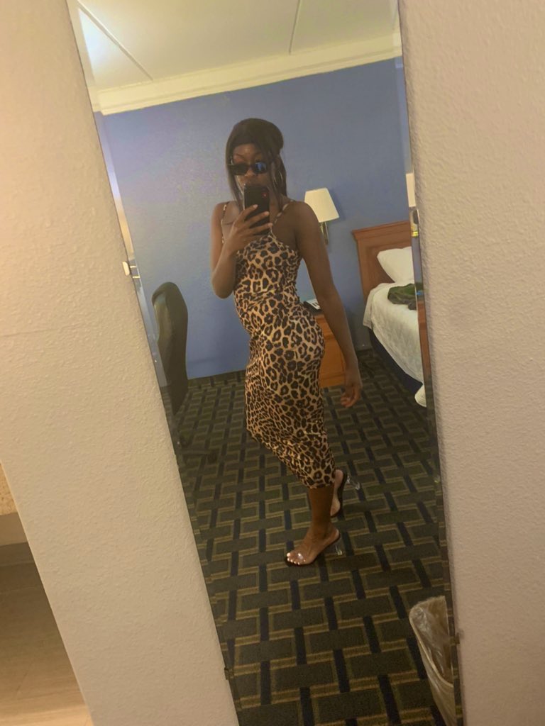 ratedopinion's tweet photo. Hey girlies….Bring this dress in stock soon. Super cute, very comfy, breathable and has a stretch. I’m wearing a medium but I can get in a small for a more bodycon look. Be in the lookout https://t.co/7WcoGrhMef