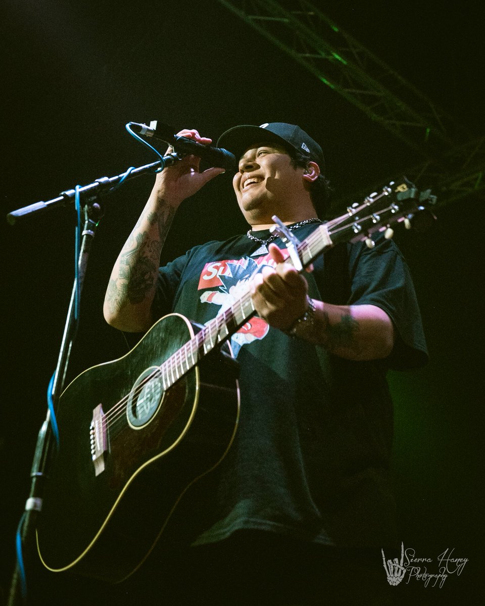 Hank's Texas Grill tweet media