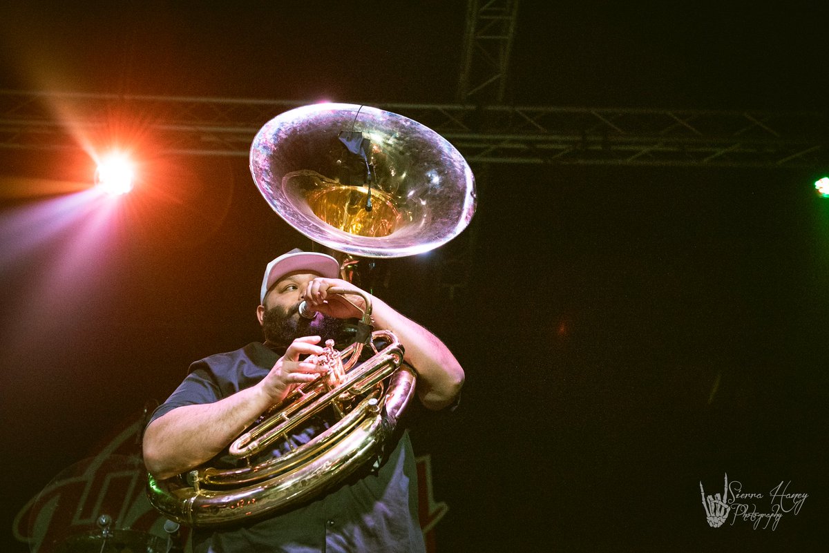 Hank's Texas Grill tweet media