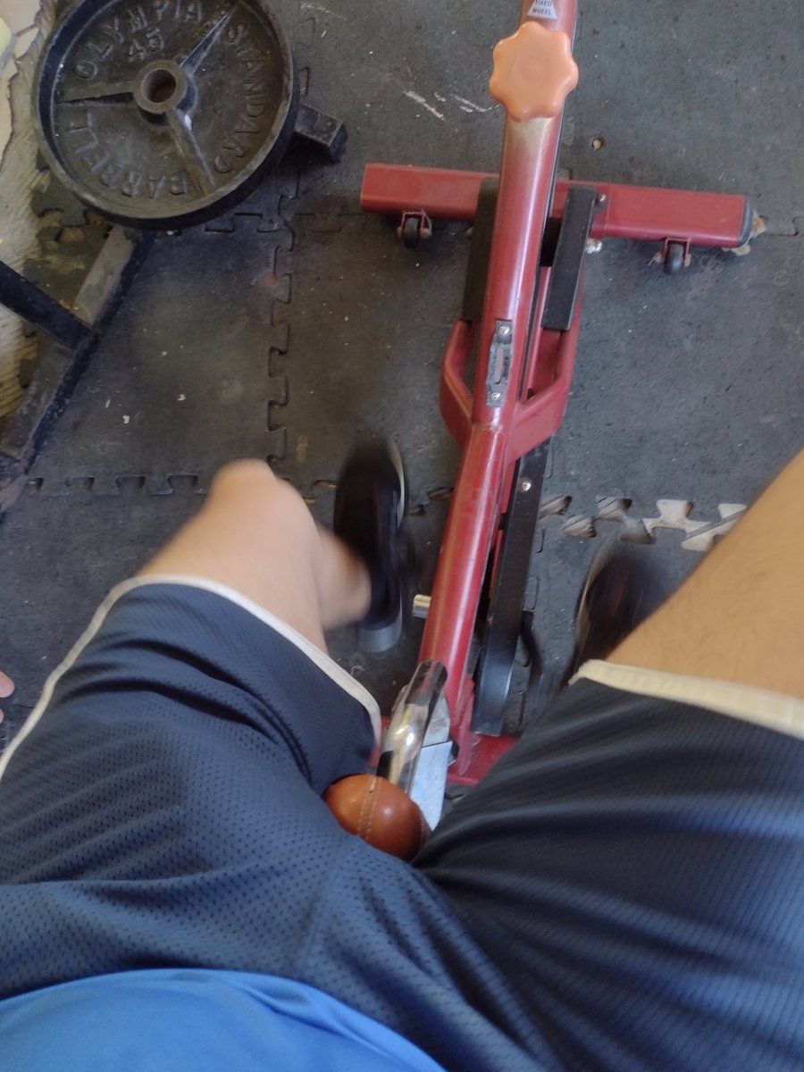 BobbyFurgesson (10K) tweet media