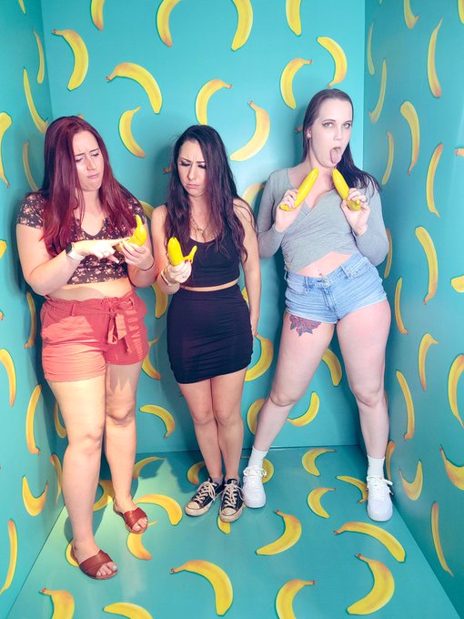 I love our friendship @DakotaCharms @BetchSquad2 https://t.co/QvDHflcyNy<a class="tags" href="/tag/dakotacharms">@dakotacharms</a><a class="tags" href="/tag/betchsquad2">@betchsquad2</a><a href="/tag/silhouettechallenge"class="tags"><span>#silhouettechallenge</span></a>