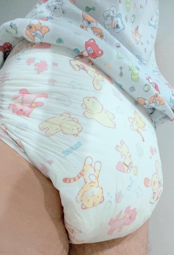 Stormbaby2's tweet photo. #Adbl #adultbaby #indiapers #diapers #adultonesie #onesie #romper #adultdiaper #diaperlover #abdldiapers #ageplay https://t.co/WhcS5xl5zw