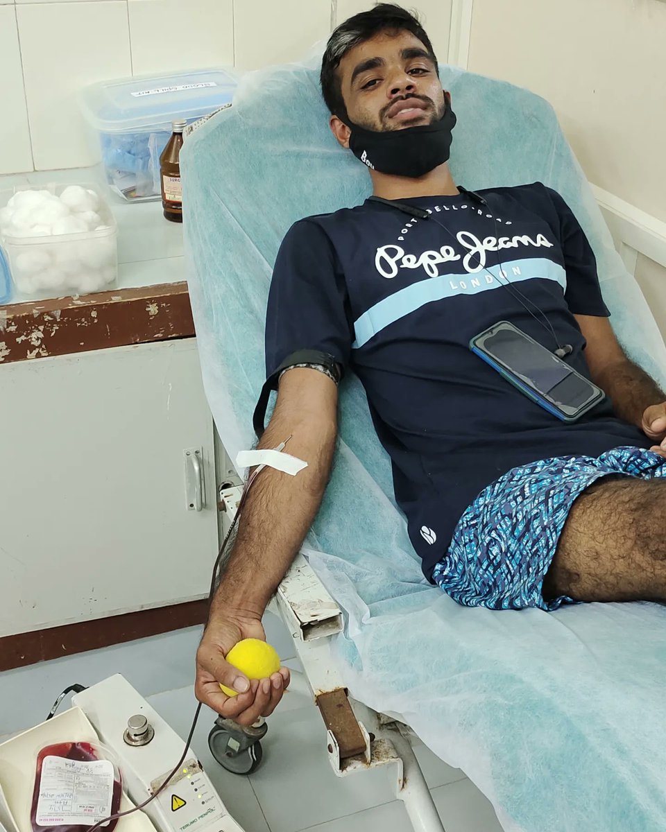 KKRBLOOD's tweet photo. 15,278

https://t.co/Ue8XGRT8sg

Fayaz Sir Donated O+VE Blood For A Needy Patient In An Emergency @ Rims Blood Bank Of Kadapa
 
Thank You Fayaz Sir

From Team
Khoon Ka Rishta_KKR
Time 10:30 PM
20/04/2022

Next Available Date After Three Months i.e, 21/07/2022 https://t.co/Pq2Z8VLd0y