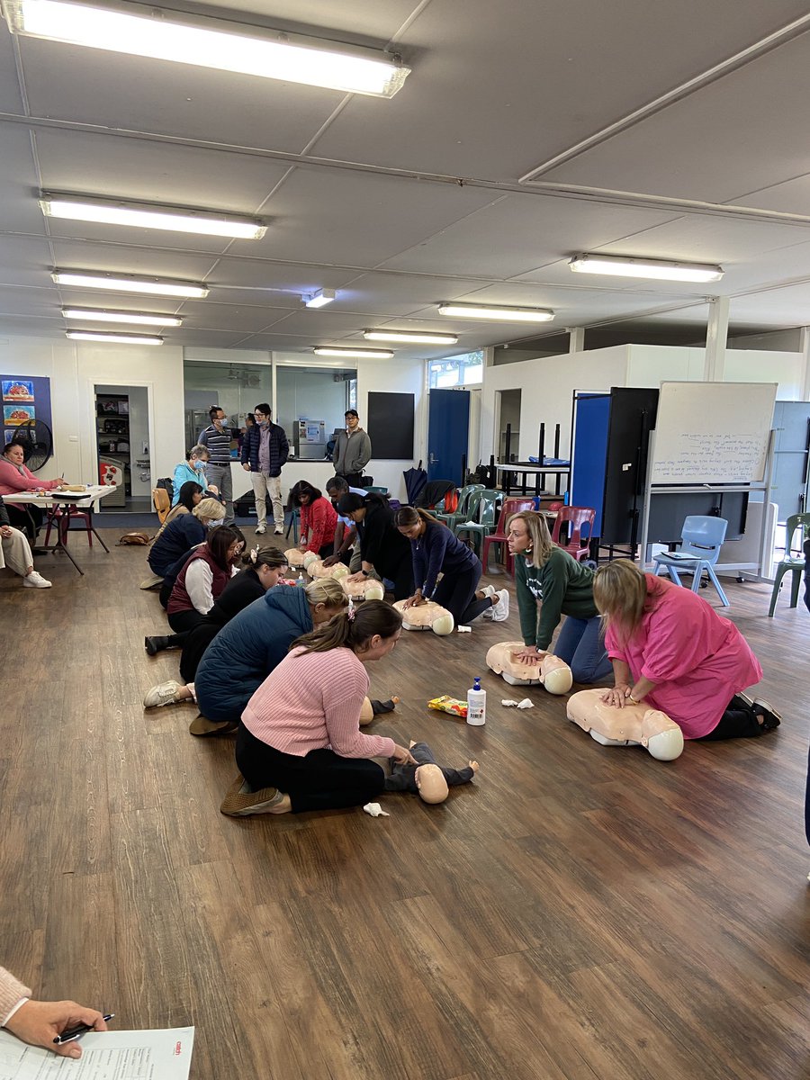CPR training at LEPS #lovehwereyoulearn @NSWDoE