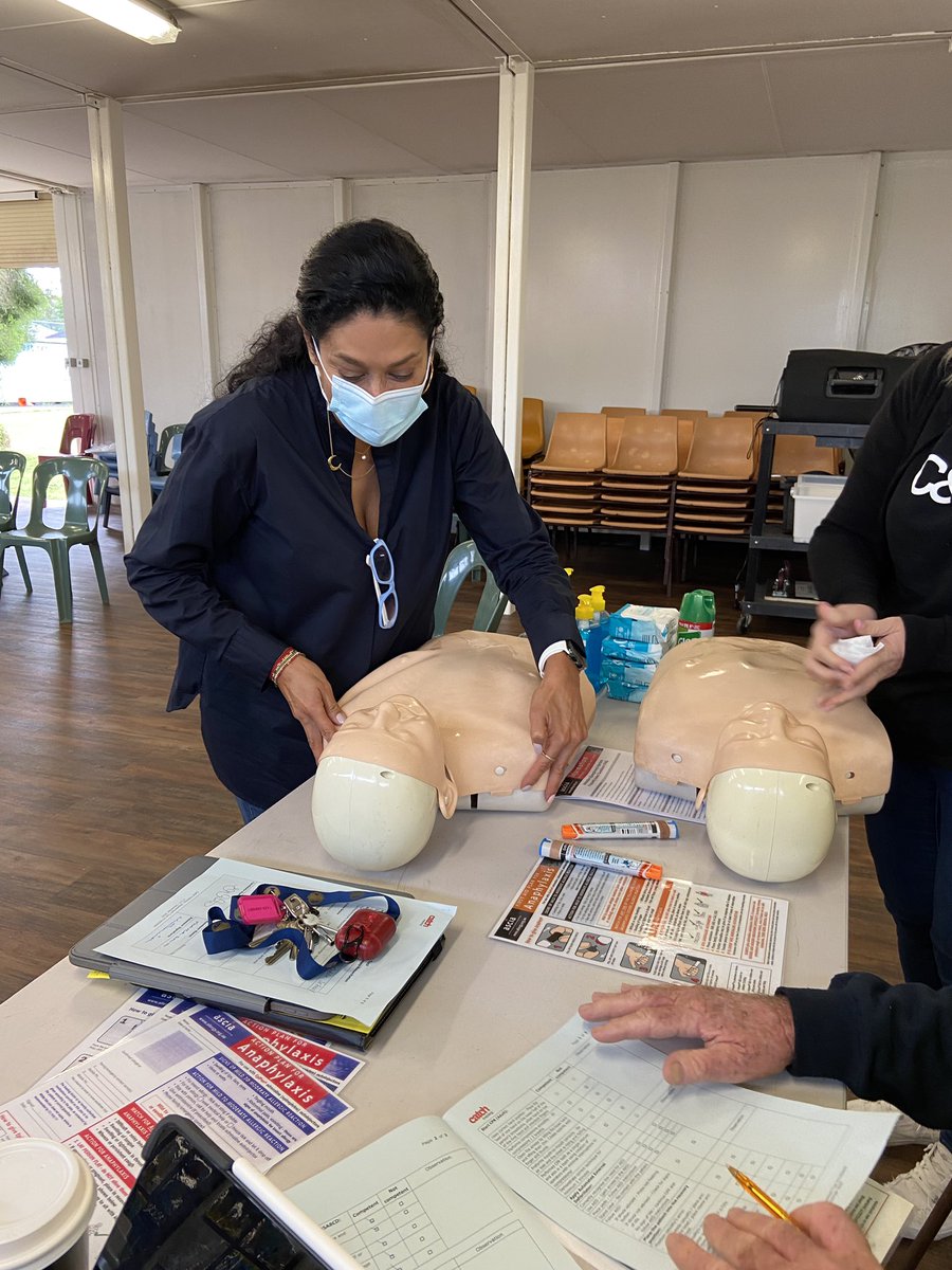 LansvaleEast's tweet photo. CPR training at LEPS #lovehwereyoulearn @NSWDoE https://t.co/BCKsVGUsbd
