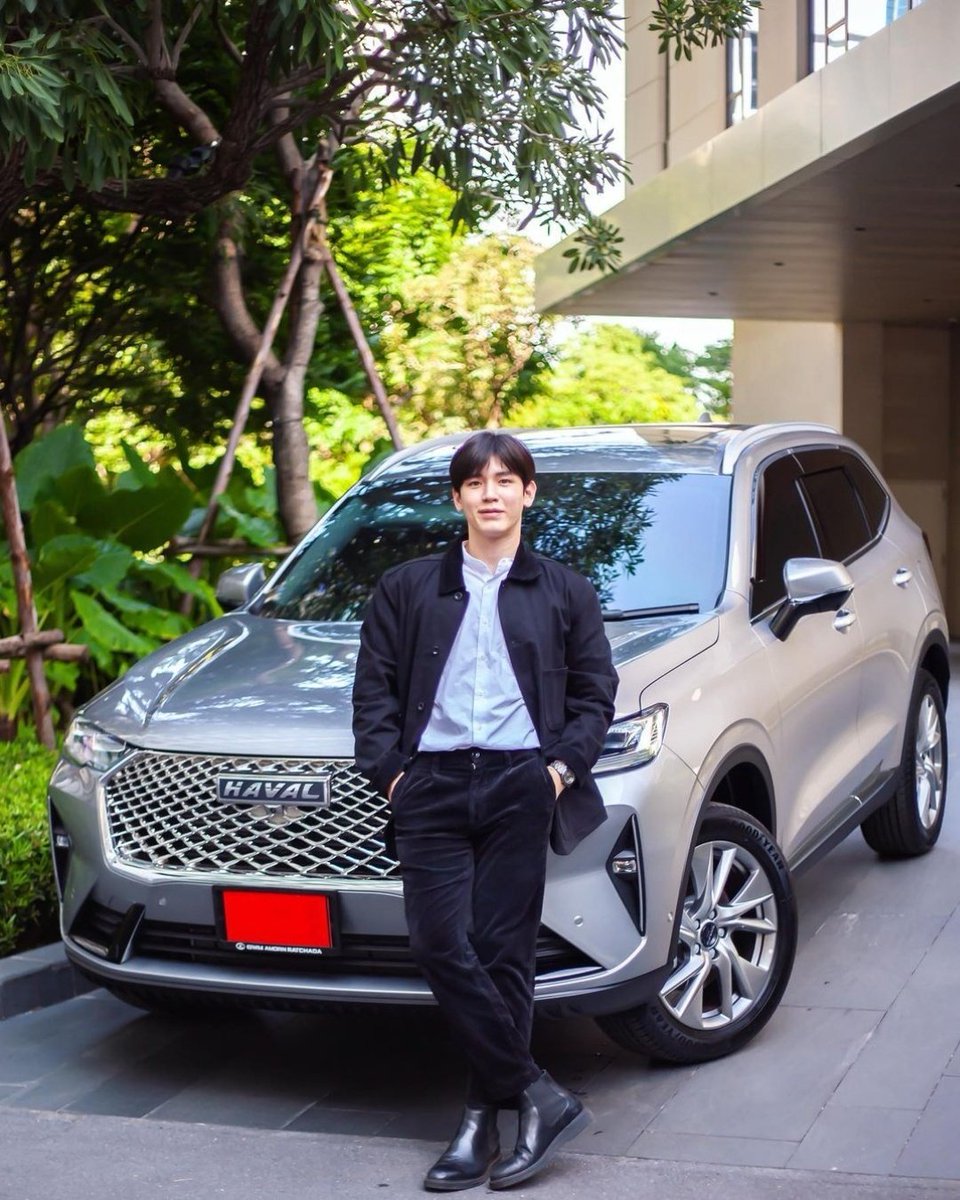 taynewsBR's tweet photo. [📷] ➖ 25-04-22

📍ig. newwiee

[#Newwiee
#DriveHAVALwithNew
#GWM #HAVALH6 #HAVAL] https://t.co/HBu21oUbq3