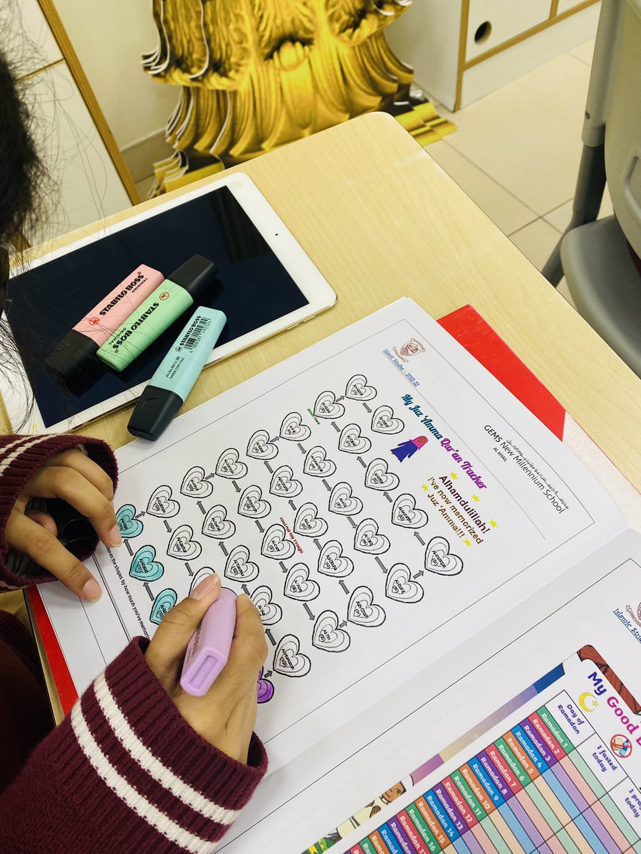 afsal78's tweet photo. “The first thing a student should begin with is memorization of the Quran”- Imam an Nawawi.
Our students are here to make the optimum use of Ramadan to memorize Juz Amma from Holy Quran and this tracker helps them a lot. #ramadan @gemsnms_alkhail @TeresaRusten  @Fatima_Martin https://t.co/b0ogEOm48H