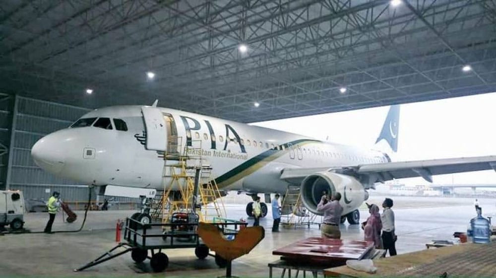 Sana___Tweets's tweet photo. PIA inaugurated its first engineering hangar for aircraft maintenance at the Islamabad International Airport.

The hangar has been named ‘Nur Khan Engineering Complex’ after the head of PIA’s golden era, the late Air Marshal Nur Khan.

#PIA #Pakistan https://t.co/hLzRtf9lJh