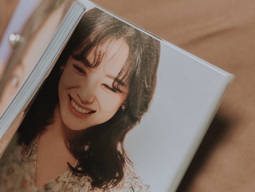 sesaranghaee's tweet photo. Huwag naman sana kayong halos sabay
mag-comeback jebaaal. 🥺🤧😅💸
#Jidong #Sedong https://t.co/zIqgdiwbLO