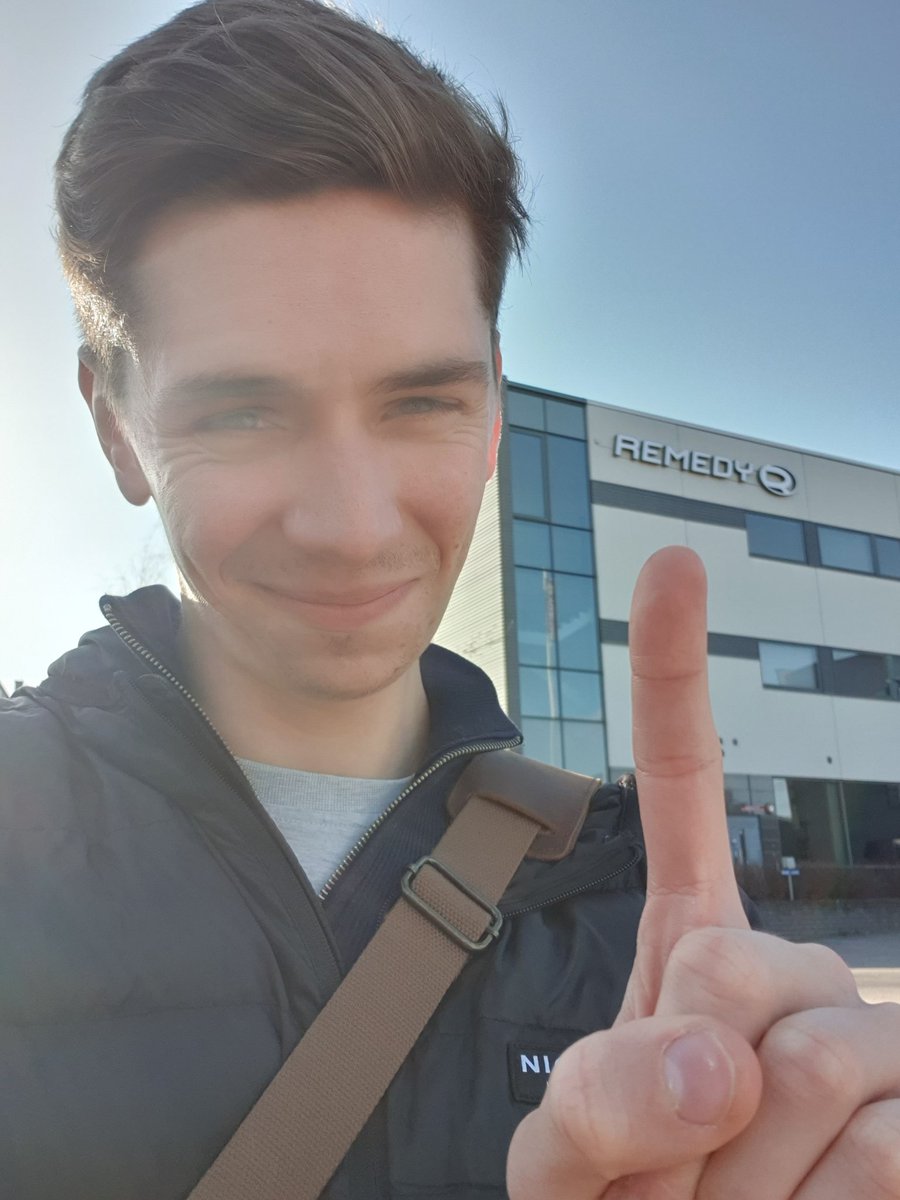 Henry Scott tweet media