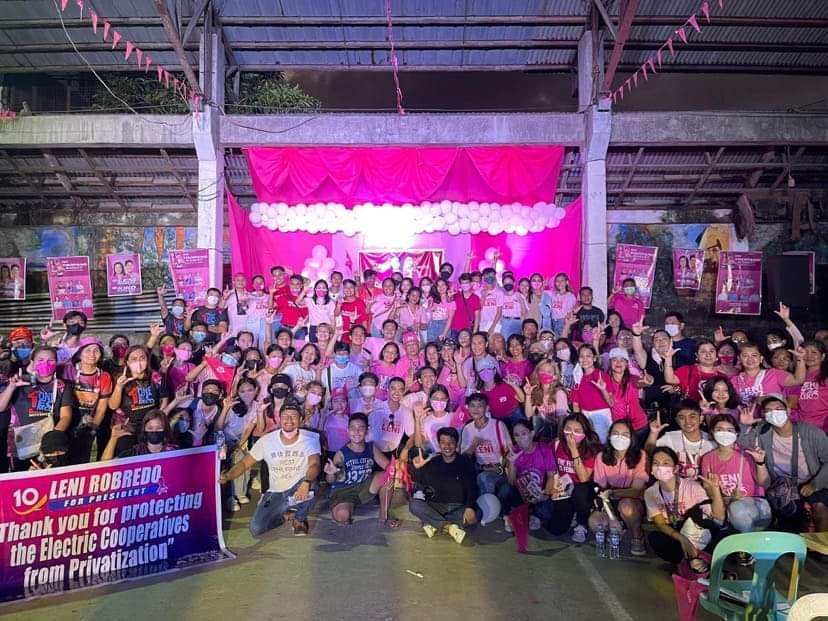 JaysonCabasa3's tweet image. Calbayog Youth For LENI!🎀❤️
#LetLeniKikoLead2022 
#samarispink 

#calbayogispink