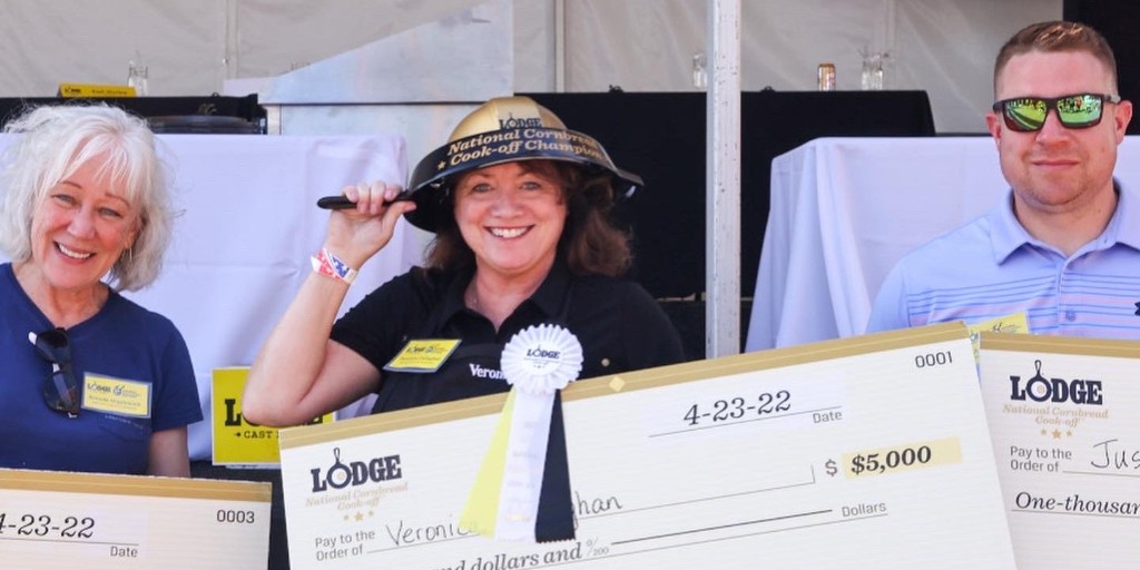 LodgeCastIron's tweet photo. Say hello to the winners of the 2022 National Cornbread Cook-Off! Veronica Callaghan took 1st place with her Guacamole Shrimp Cornbread Casserole. Followed by Justin Cromwell in 2nd Place and Brenda Washnock in 3rd Place. Congratulations to everyone who competed! #cornbreadfest https://t.co/PEM4f67gQ8