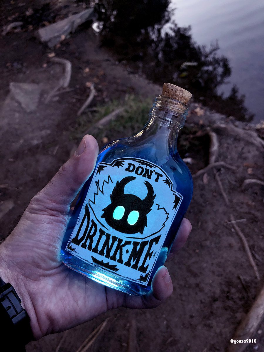 StratusNFT's tweet image. Do I need to do KYC to open this bottle?? @yugalabs @BoredApeYC @OthersideMeta