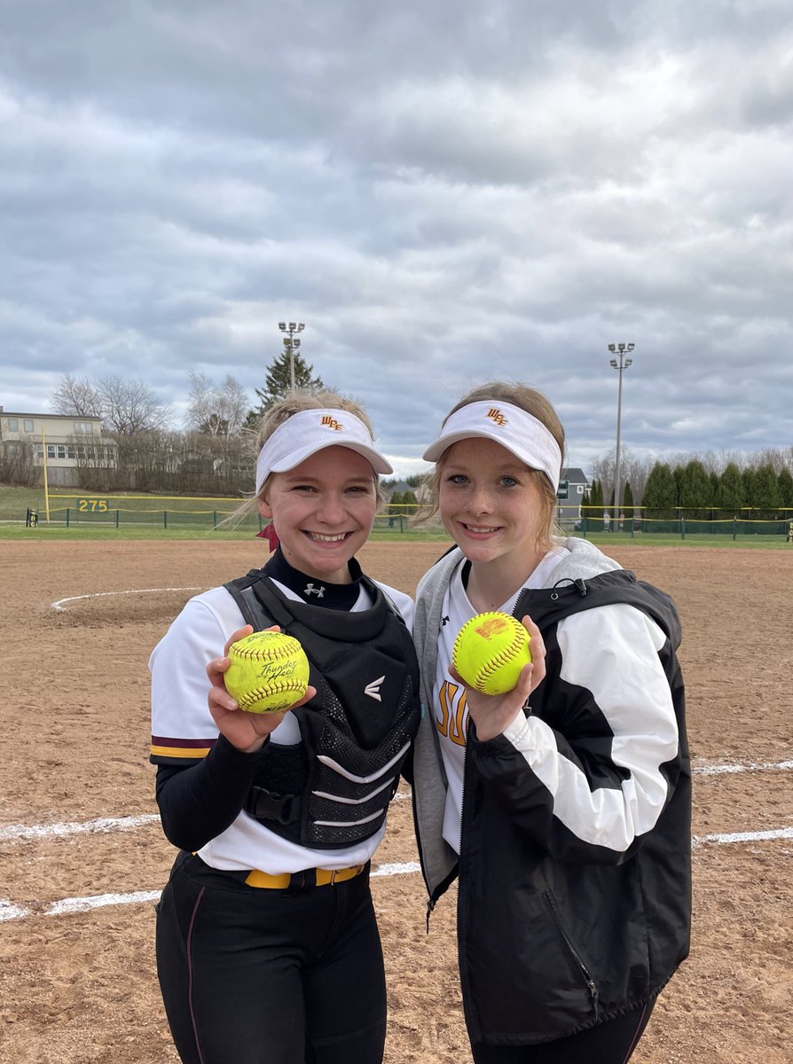 RundbergShayla's tweet photo. @biersack_carmen and I knocked a couple over tonight to help our team win 8-6 against port washington - this was my 4th homerun and carmen’s 2nd homerun of the season! https://t.co/j2bwfTAiFh