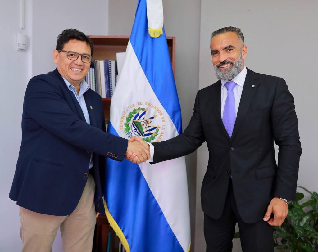 ARGenElSalvador tweet picture