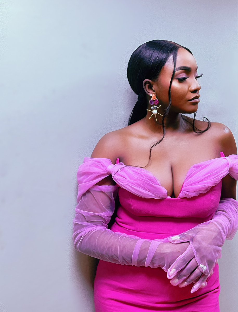 SympLySimi's tweet image. 💗💗💗