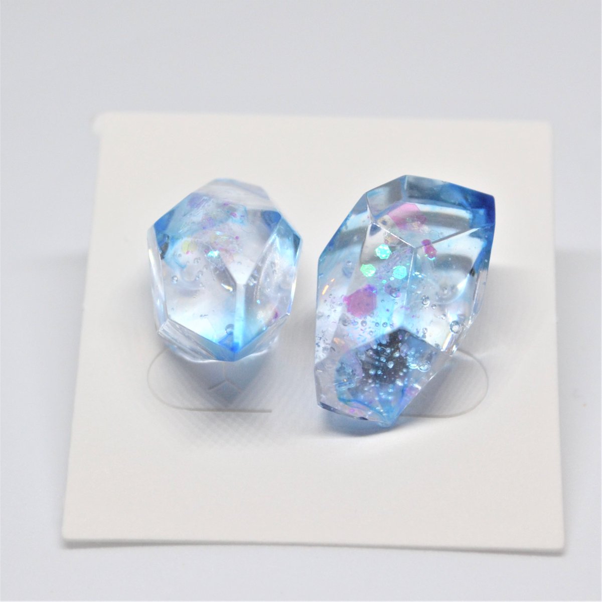 IndeviaK's tweet photo. ハンドメイドアクセサリー販売中！
各種サイトよりご覧いただけます♪
作品は随時更新中です(^▽^)/

BASE
https://t.co/iaw8vKvZZr
minne
https://t.co/YzXz767e9G
Creema
https://t.co/J1EcUTzX3N
#レジンアクセサリー 
#ハンドメイド
#ハンドメイドアクセサリー 
#ハンドメイド好きな方と繋がりたい https://t.co/B7qIpxuiSN