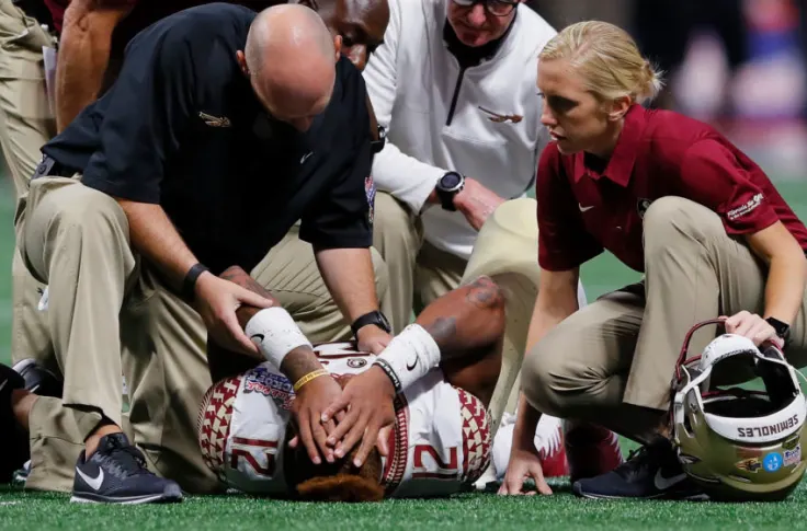 ichoi024's tweet photo. It is alarming that as many as 50% of sport-related concussions go unreported due to a lack of knowledge of symptoms and consequences and lacking coach approachability. #ucr150 @besavageee https://t.co/3Q6pzo9kxr