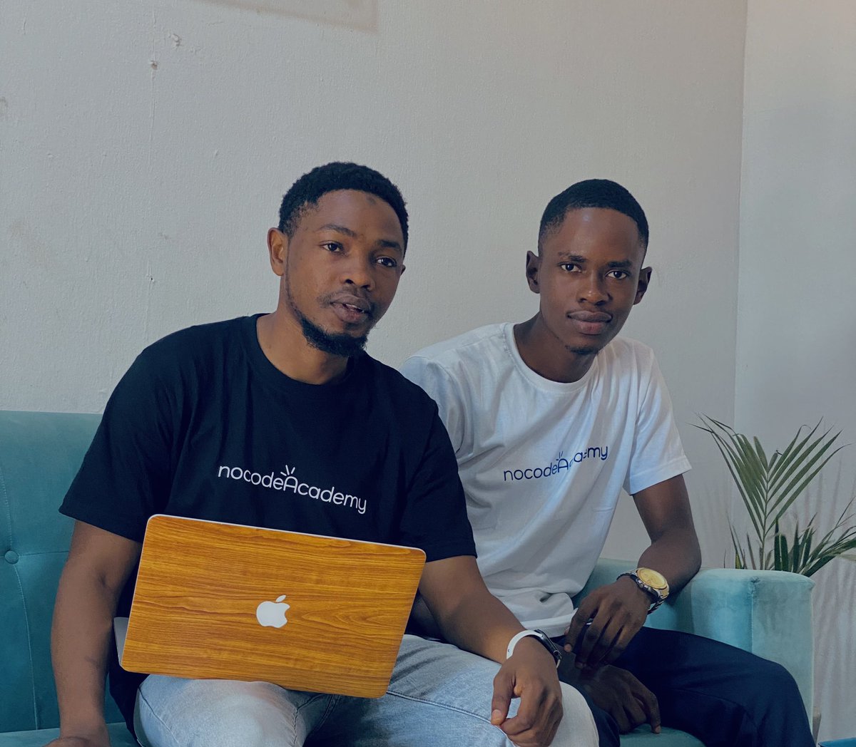 HammedSulyman3's tweet photo. Whatever the mind of a man can conceive and believe is achievable. Irrespective of your situation, you are welcome in the tech ecosystem. Pick up a career in tech today and the sky is the beginning.
@nocodeacademy_ we scale by helping others to actualize their dreams. #nocode https://t.co/0RdoJTGECa