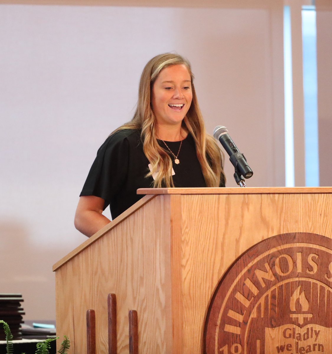 always great to have Courtney back at ISU ❤️ thank you for sharing your wisdom at the senior athletics banquet tonight! 

#RB4L