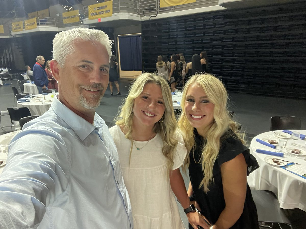 BellesSoccer's tweet photo. Holland’s Award Banquet with Shaelyn and Holly!  Congratulations to our team Holland’s Award recipient Cassidy Hill!  Congrats to Avery McNeme for being selected as the female Athlete Of The Year.  Good year, but AWESOME team! https://t.co/s4ScIVCNFk