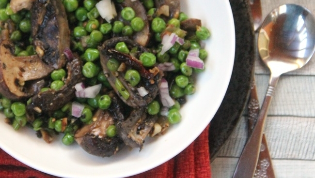 spicechronicles's tweet photo. A simple and easy recipe for Mushroom and Green Peas. This has cumin and a touch of garlic. Making this simple recipe after a while and still works perfectly.
https://t.co/HJ2QQkdfxz
#vegan #dinnertonight #goodfood #indianfood #indianhomecooking #meatlessmonday #spicechronicles https://t.co/Cvy7vNFPoq