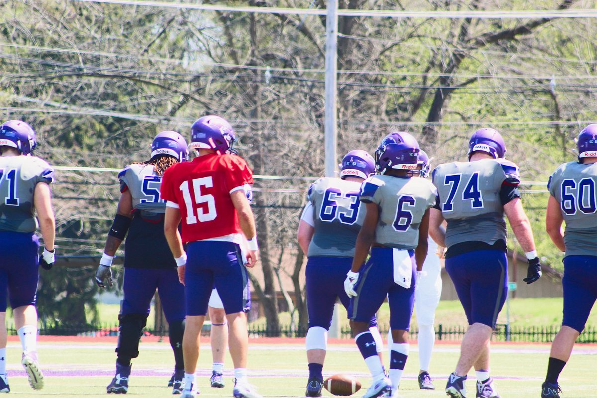 Frames from Saturday
📸: @TheCoreyJr 
#BEARCAT23LEVATED