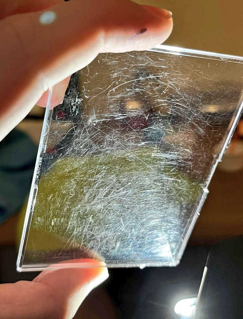 TheLouCardPulls's tweet photo. What can this product do for your slabs/jewel cases/one-touches?

This solution is easy to use, consistent and leaves your plastic covers looking good as new!

Let me know if you're interested in being apart of the launch, we have discount codes and different good stuff! https://t.co/AIZosYdrj1