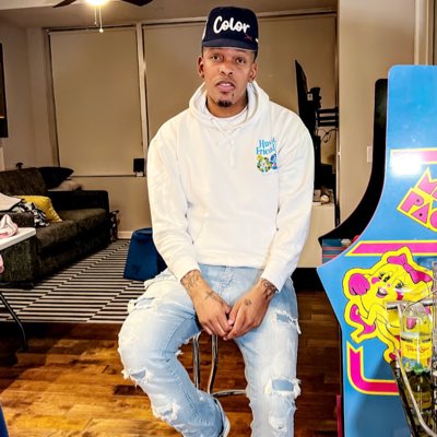 LfdfCollection's tweet photo. #NewProfilePic https://t.co/gKEfNs1Z9b