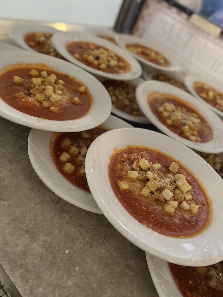 chef_carmine's tweet photo. #windinner #Italian #FoodieBeauty #Food #Foodie #ElonMuskBuyTwitter #twittersold #_chef #Chefs #chef #chefcarmine #homemade https://t.co/9yT5f2BN1h