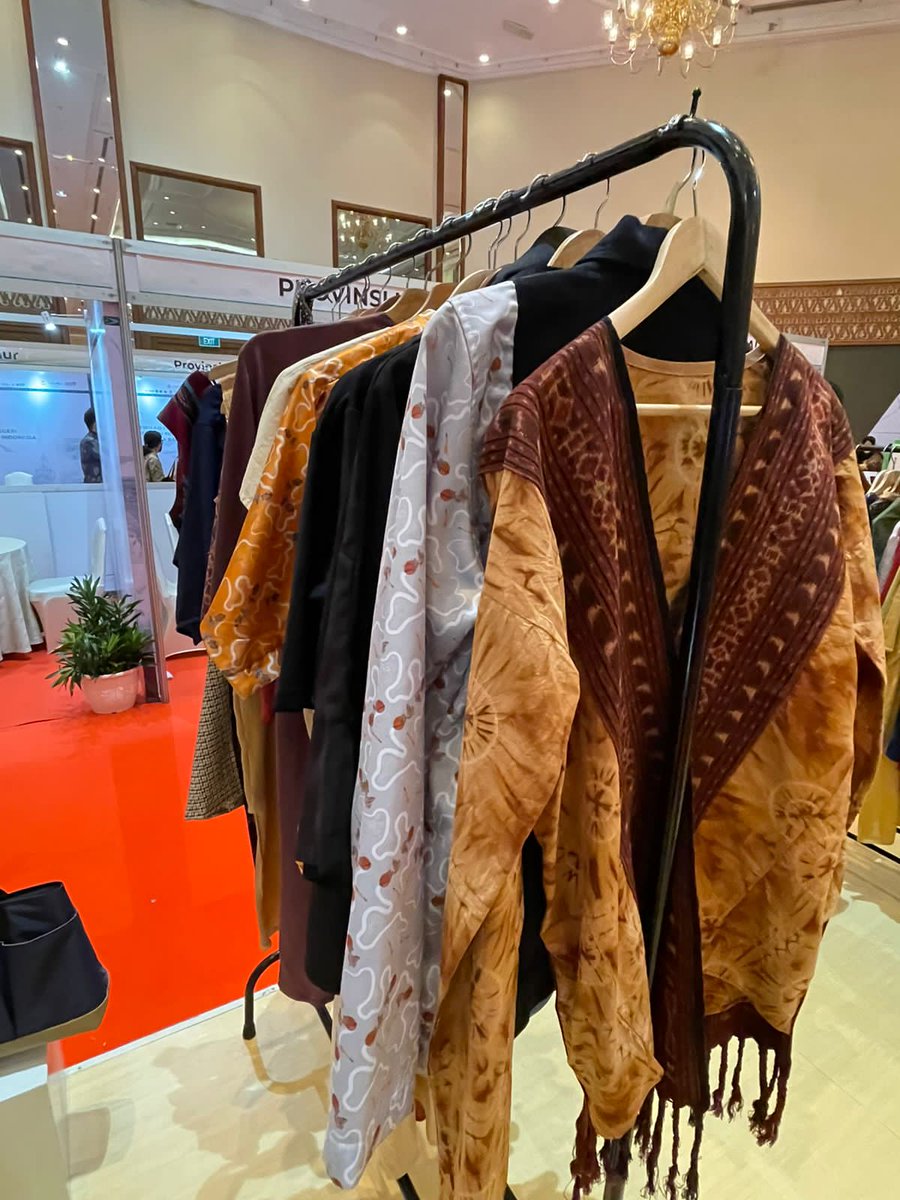 “Bagi kami kementrian koperasi ini adalah suatu momentum bagi kebangkitan UMKM untuk meningkatkan produk aktifitasnya &amp;meningkatkan kualitasnya.

#BanggaProdukUMKM 
#UMKMJadiPrioritas