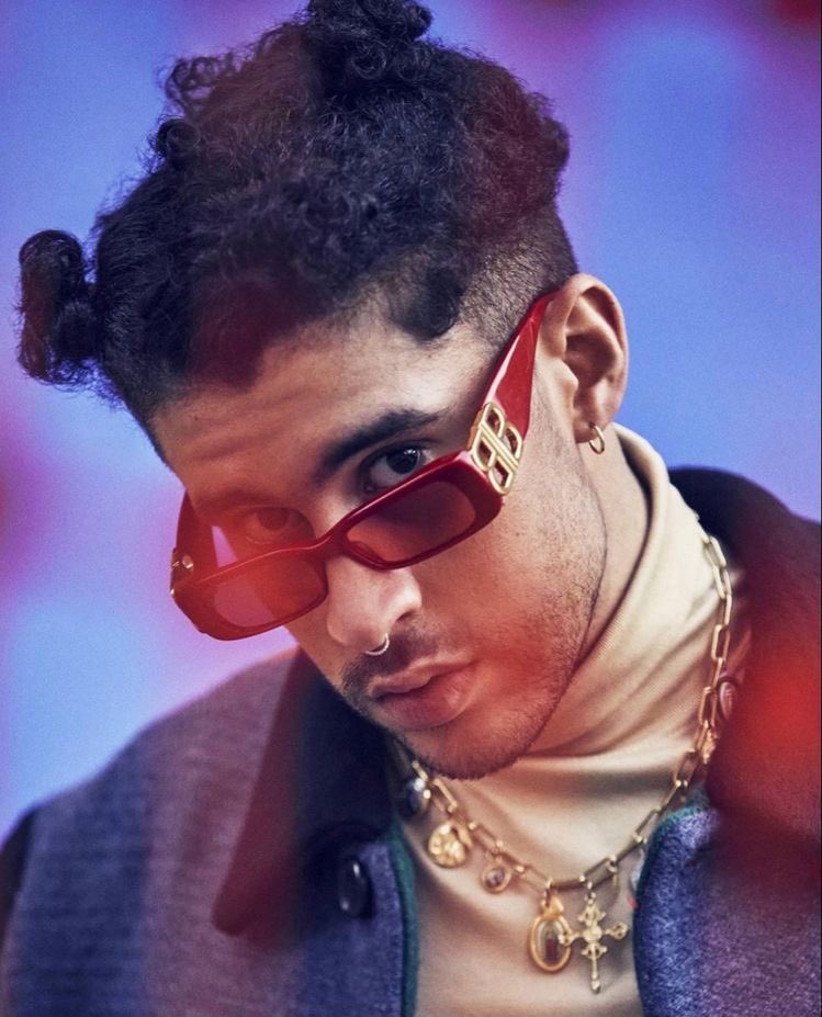 BadBunnyDynamic's tweet photo. 🚨| ¡BAD BUNNY ESTARÁ EN EL UNIVERSO CINEMATOGRÁFICO DE MARVEL!

Bad Bunny le dará vida al villano “el muerto” en la película independiente de “Spider-Man” así convirtiéndose en el primer latinoamericano en tener una película propia en Marvel siendo protagonista. https://t.co/dDLBOGm7te