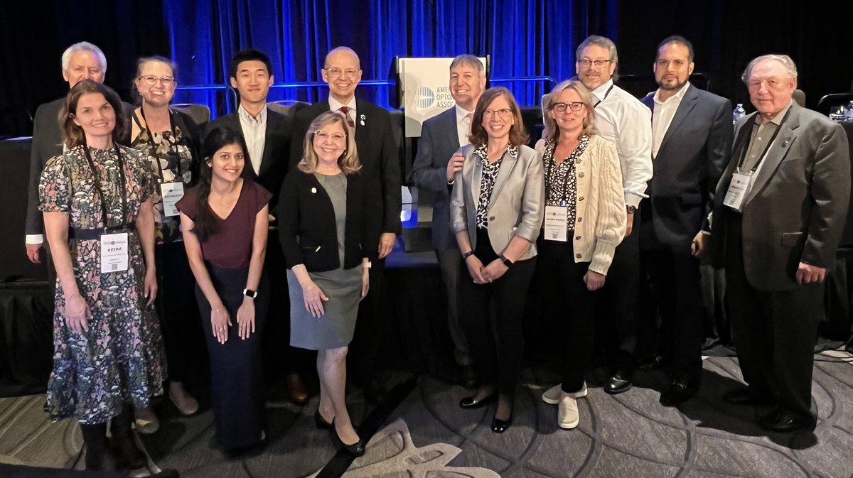 DrRRodriguez's tweet image. Members of the New Jersey Society of Optometric Physicians at AOA on Capitol Hill advocating for our patients #EyesOnTheHill2022 #NJEyeDocs