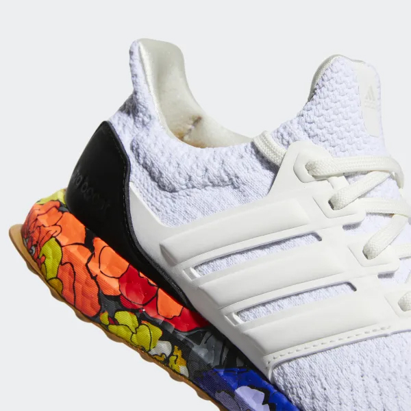 BOOSTLINKS's tweet photo. Ad: UNDER RETAIL
Women's adidas Ultraboost 5.0 DNA 'White Floral'
$142.50 shipped , retail $190
use code PARELITE
=> https://t.co/qTxaleGzgD https://t.co/MKtaqpM98j