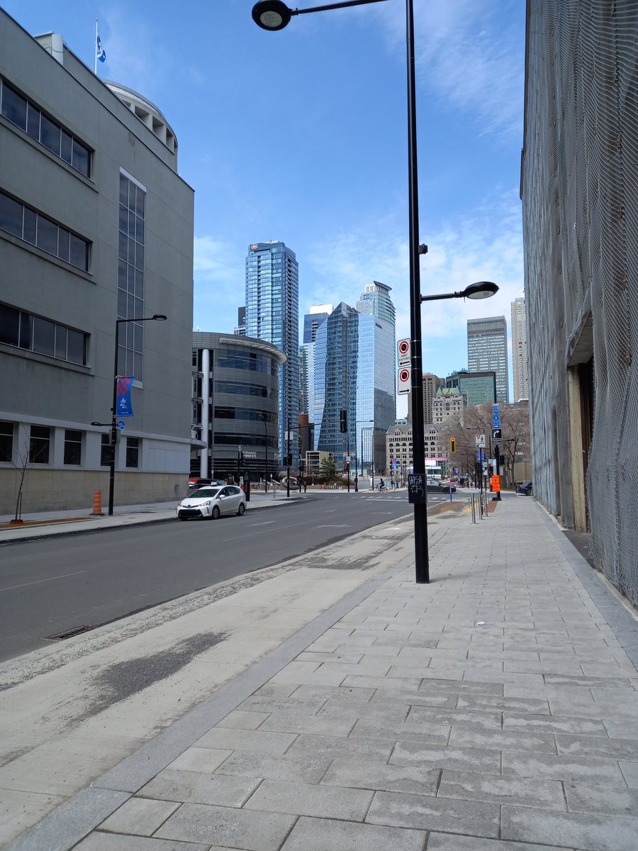 LHermidaGlez's tweet photo. Great (and warm) first day of the @GemsWaterCDC @UCC training visit to @mcgillu Montreal within the @EUErasmusPlus Water project. 
@eriucc @uccBEES @UN_Water @UN_WWQA https://t.co/PPDxrkXx8q