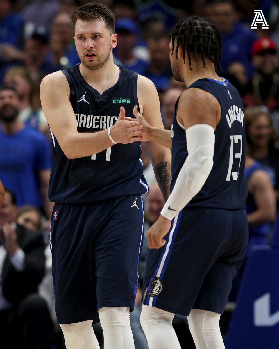 TheAthletic's tweet photo. Mavericks take control of the series, going ahead 3-2 after a lopsided 102-77 win over the Jazz.

Luka Doncic was in full takeover mode:
▫️ 33 PTS
▫️ 13 REB
▫️ +32 +/-

The series heads back to Utah. https://t.co/pyN4OH455V