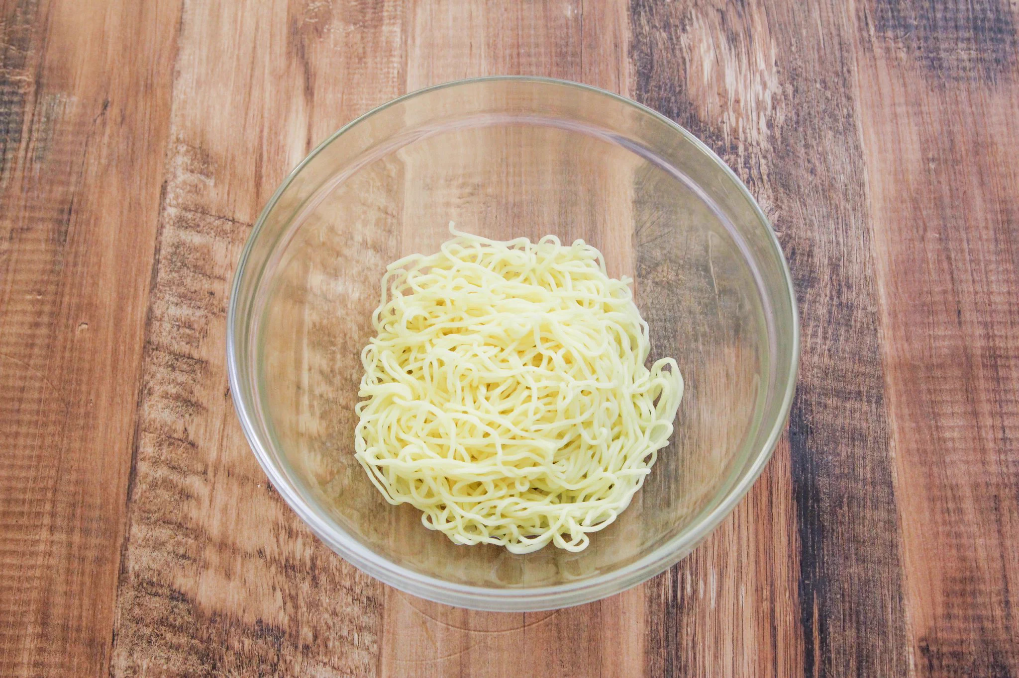 余った焼きそば麺をつけ麺に！？家にある調味料で即席つけ麺が作れちゃう♪
