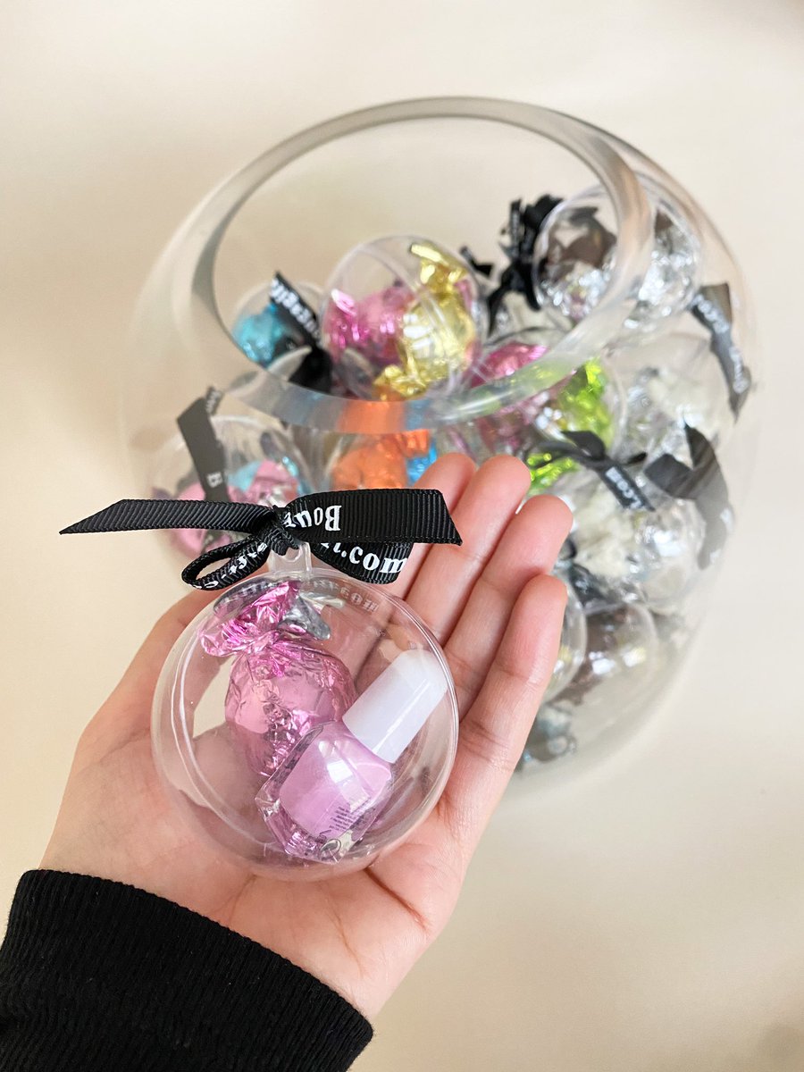 #ليله_القدر  #ليله_القدر #سمية_الناصر_في_ليوان_المديفر 
هدايا وتوزيعات وعيديات واكثر في موقعنا bougagift.com