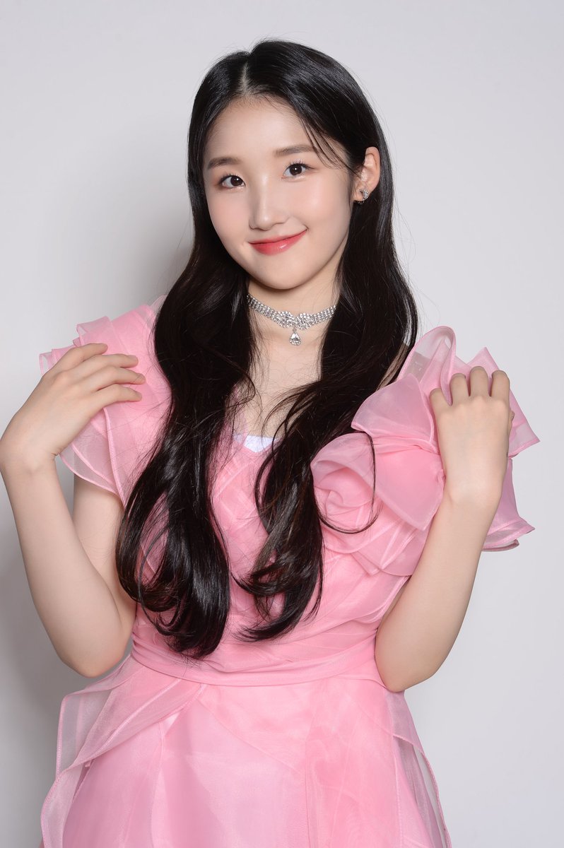 nugupromoter's tweet photo. MLD Entertainment's new girlgroup LAPILLUS is set to debut in June.

Girls Planet 999 contestant Nonaka Shana and Chantal Videla are the only confirmed members so far.

https://t.co/JHZ0gbqoum https://t.co/x3SQTyH2Uj