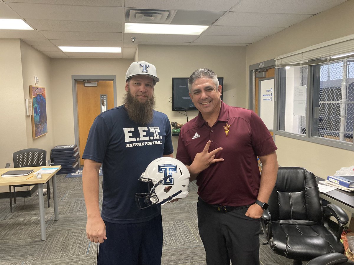 TempeFootball's tweet image. S/O to @aguanos for stopping by @TempeFootball talk some football and the future of Tempe Football @ASUFootball #BuffsxSunDevils #TempeFootball #BuffBall