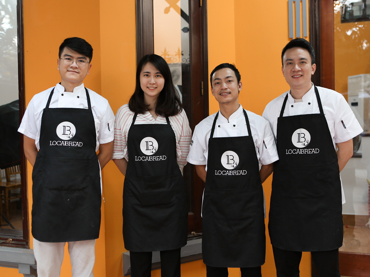 NewsHanoi's tweet image. French café and bakery, Local Bread offers cakes and macarons

Click here to read more.
hanoicitynews.com/archives/1459

#LocalBread
#hanoi
#vietnam