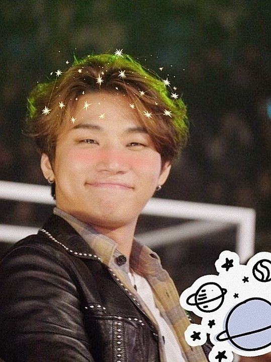 Kirayb88's tweet photo. Felicidades bello ángel 💛 que la vida te siga regalando muchos años mas, te amamos pequeño #DAESUNG
#FALLinLoveWithDaesung https://t.co/rZ9UuXbEtE