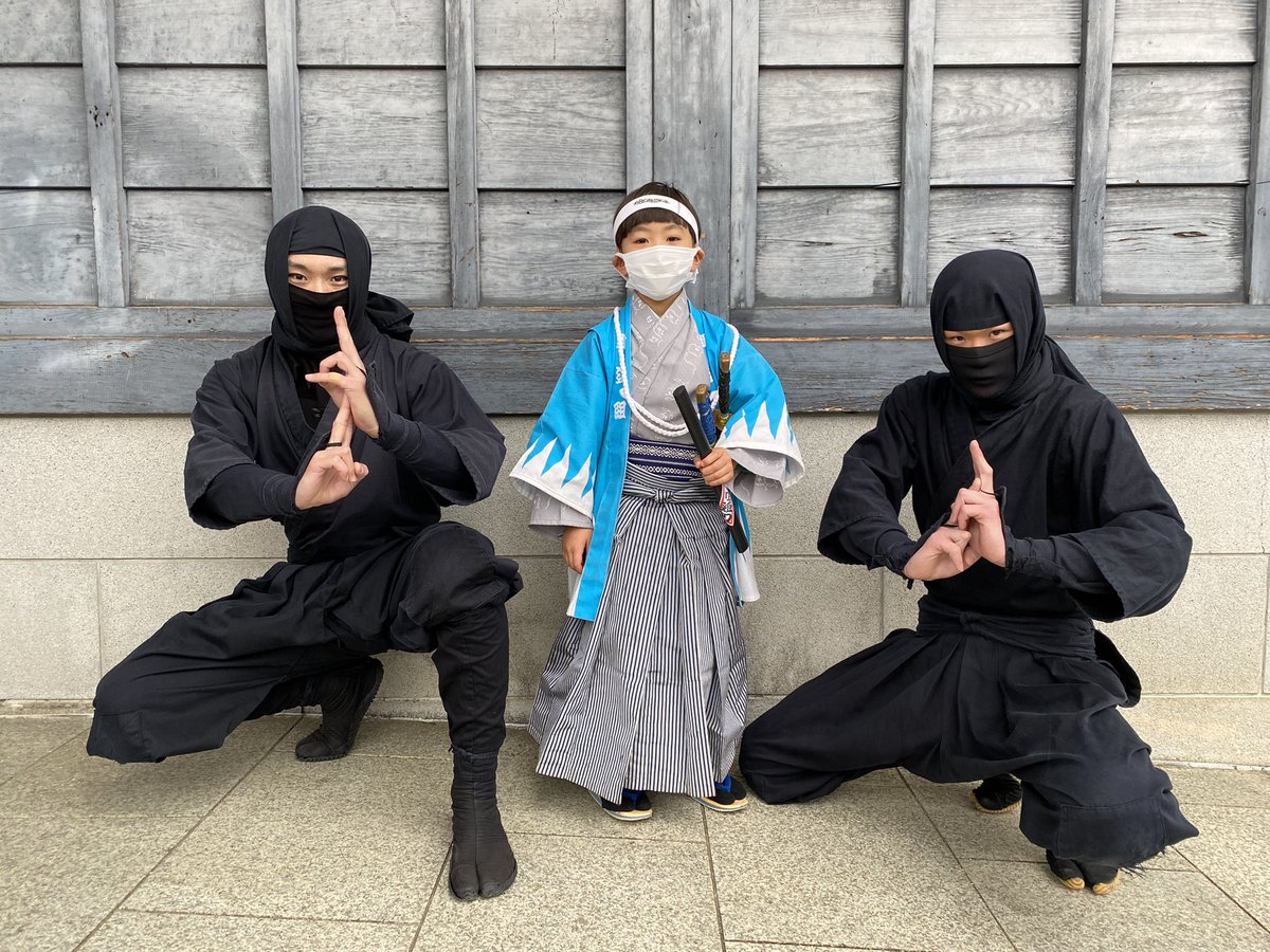 nomotonolife's tweet photo. 写真整理中。
なんと、二日連続で行っちゃいました。1日目は忍者、二日目は新撰組の貸衣装。忍者のお二方、写真撮影ありがとうございました！
#江戸ワンダーランド 
#日光江戸村 https://t.co/734H147BZM