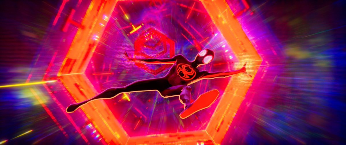 "Spider-Man: Across The Spider Verse" filminden yeni detaylar:

• Bir animasyon filmi için tarihteki en fazla çalışan sayısına sahip.
• Filmde, 6 ayrı evren yer alacak.
• Tamı tamına 240 karakter yer alacak.