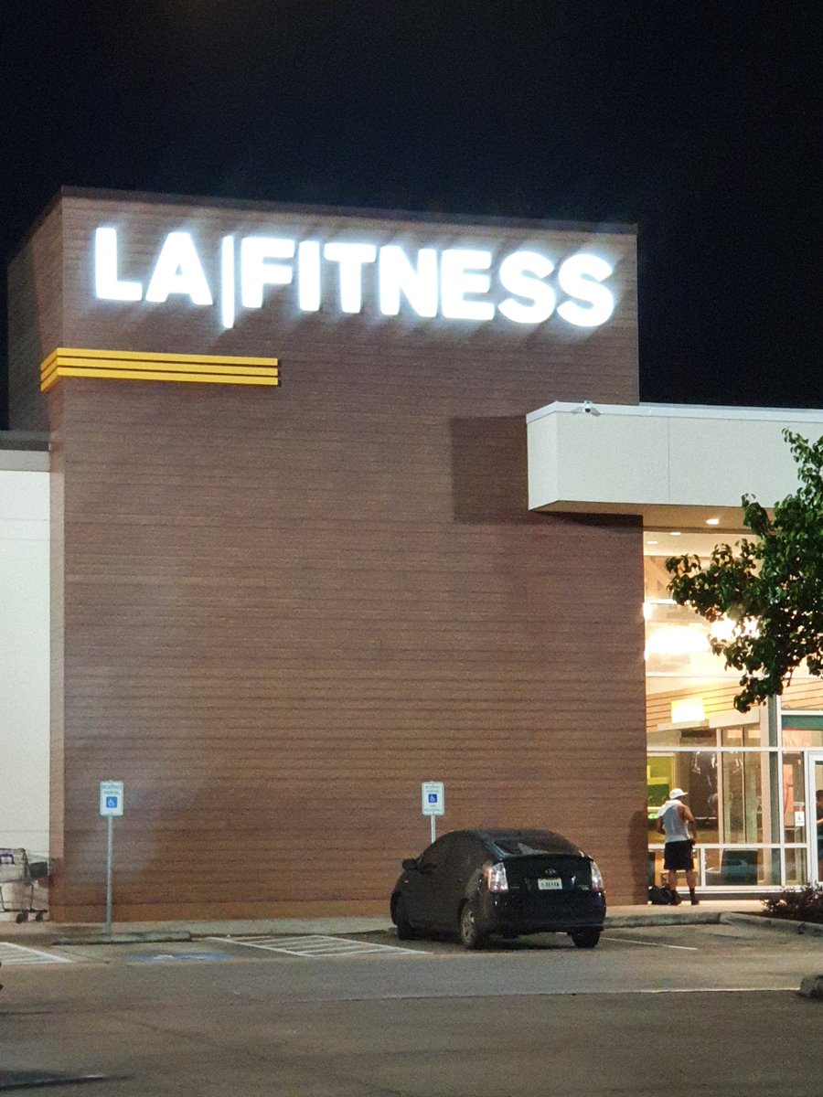 RayWagemaker's tweet image. Just finished an excellent bike work out at #LAFitness @Pasadena USA. Friendly service and beautiful facilities. Thanks a lot for helping me continue my preparations for the #Alpeduzes and raise some funds for the cancer foundation #KWF