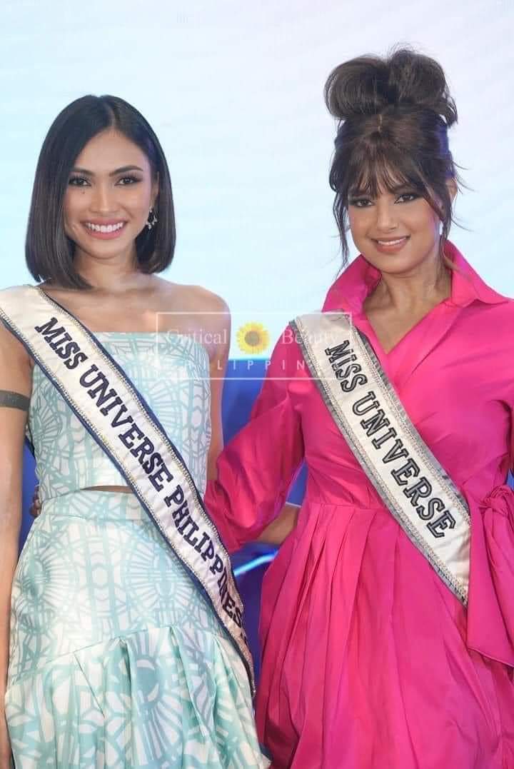 ลุคแรกมิสยูนิเวิร์ส​ เมื่อออกสื่อที่ฟิลิปปินส์​ #MissUniverse2021